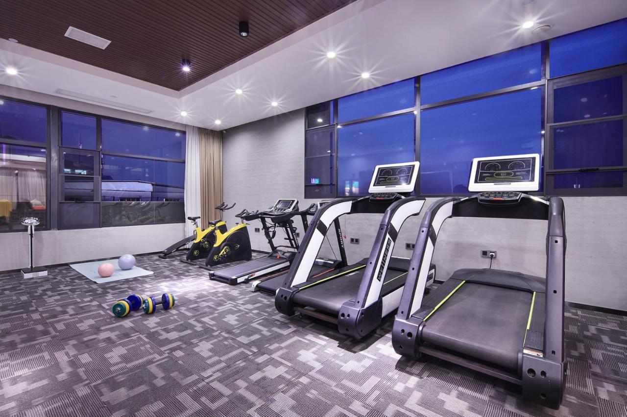 Wing Hotel Guilin - Central Square ภายนอก รูปภาพ